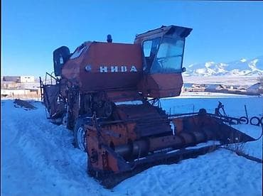 Комбайн зерноуборочный “НИВА” (СК-5) - Классический отечественный