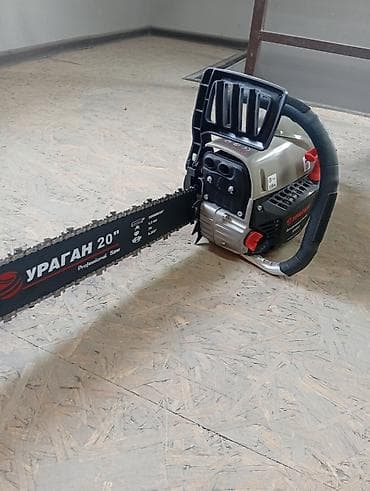 Бензопила Ubay Tools UB-520 - Тип: бензиновая цепная пила, 2‑тактный — 6