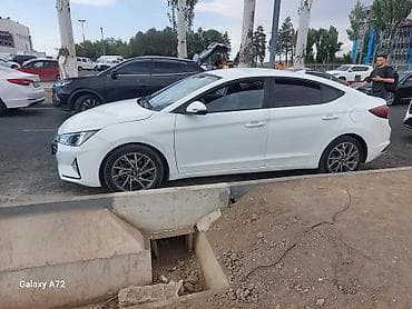 byd e1: Hyundai Avante: 2018 г., 1.6 л, Автомат, Бензин, Седан — 7