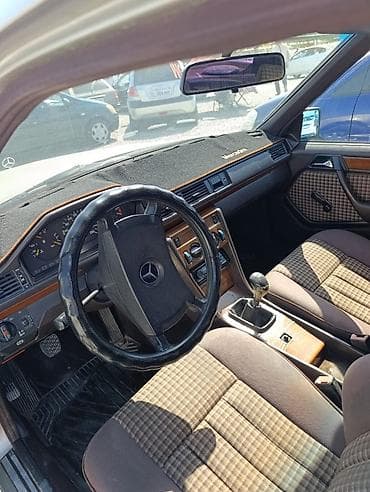sonata 2012: Mercedes-Benz W124: 1991 г., 2.3 л, Механика, Бензин, Седан — 3