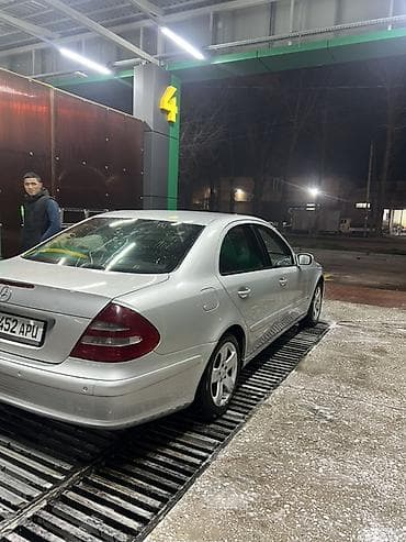 v class: Mercedes-Benz E-Class: 2002 г., 2.2 л, Автомат, Дизель, Седан — 6