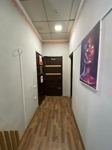 комерческие: Аренда офисов, 222 м², В жилом комплексе, 1 линия — 3