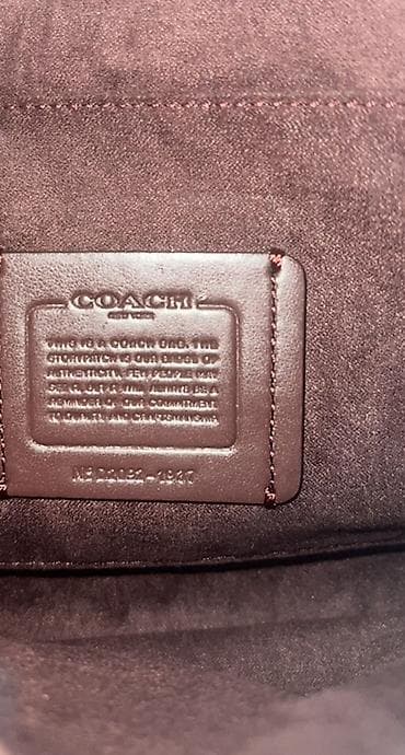Аксессуары: Классическая сумка, Coach, Материал: Комбинированный материал, Регулируемый ремень, Женские, Новый — 4