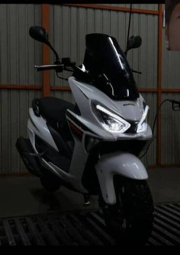 квадроциклы дешево: Скутер Wangya, белый, макси-класс - Дизайн: агрессивная передняя — 4