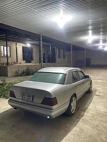 transporter multivan: Mercedes-Benz W124: 1995 г., 3.2 л, Автомат, Бензин, Седан — 7