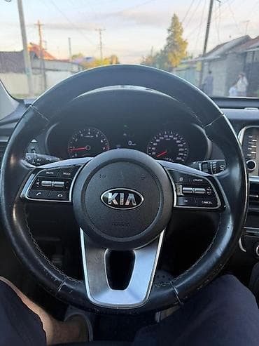 Продажа авто: Kia K5: 2018 г., 0.2 л, Автомат, Газ, Седан — 3