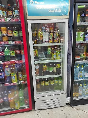 Холодильное оборудование: Холодильные витрины для магазина Описание: - Вертикальные холодильные — 1