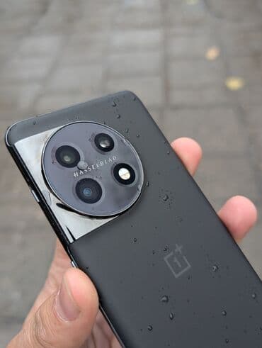 обслуживание аккумуляторов: OnePlus 11, Б/у, 256 ГБ, цвет - Черный, 2 SIM — 3