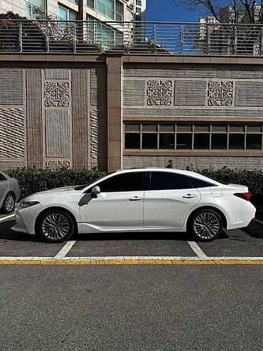 q 7: Toyota Avalon: 2019 г., 2.5 л, Автомат, Гибрид, Седан — 6