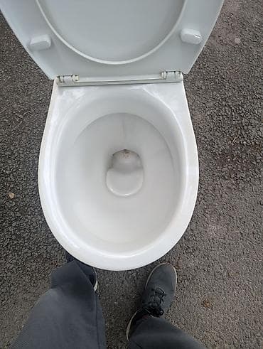 solutions third edition: Унитаз-компакт с крышкой и сиденьем + арматура бачка - Материал — 1