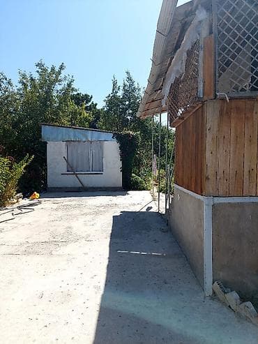 салкын: 🏡 ДАЧАЛЫК ҮЙ САТЫЛАТ! СРОЧНО! 📍 Жайгашкан жери: г. Бишкек, с — 5