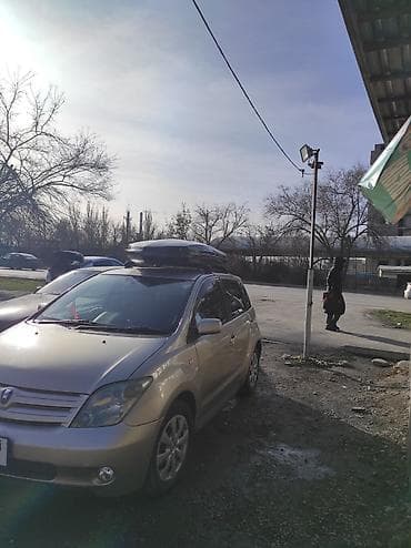 d 4d: Toyota Ist: 2003 г., 1.5 л, Автомат, Бензин, Хэтчбэк — 9