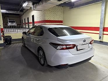 windom 2003: Toyota Camry: 2018 г., 2.5 л, Вариатор, Гибрид, Седан — 2