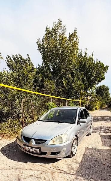 Mitsubishi Lancer: 2005 г., 1.6 л, Механика, Бензин, Седан