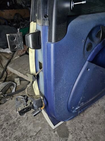 двери венто: Дверь Передняя правая Умные, Б/у, Оригинал — 7