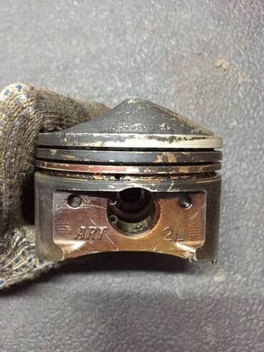 запчасти на мицубиси паджеро 2: Mitsubishi Pajero W74 GDI Поршень, Мицубиси Паджеро W74 GDI поршень — 1