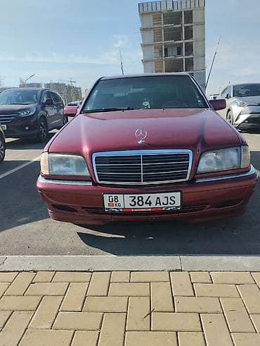 x5 2018: Mercedes-Benz C-Class: 1993 г., Автомат — 3