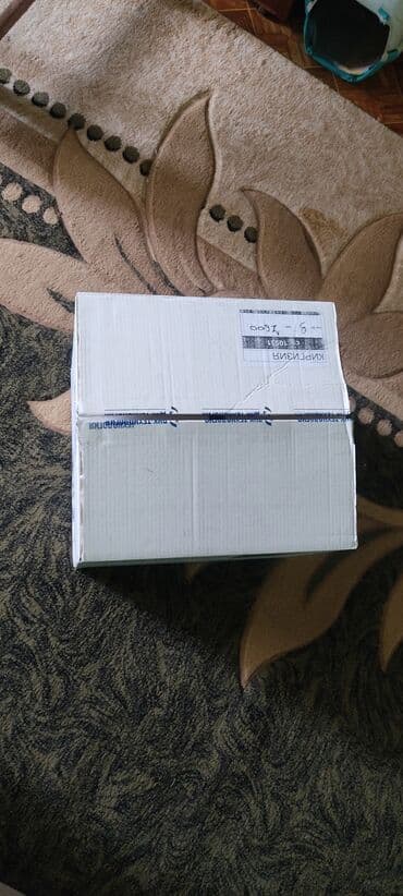 коробка из пенопласта: Термобокс из пенополистирола в картонной упаковке. Внешняя сторона — 5