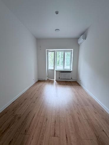 Аренда офисов, 80 м², В жилом комплексе, 1 линия, С отдельным входом, С отдельным сан узлом — 8