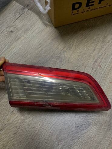 Задний левый стоп-сигнал Toyota 2012 г., Б/у, Оригинал, США