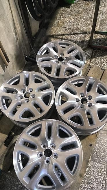 mercedes c220: Литые Диски R 16 Subaru, Комплект, отверстий - 5, Б/у — 1