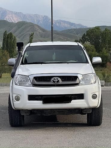 форанер 2010: Toyota Hilux: 2010 г., 2.7 л, Механика, Бензин, Пикап — 2