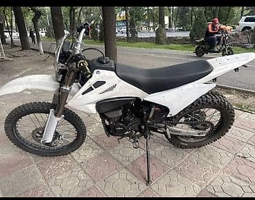 kaiyi e5: Кроссовый мотоцикл/эндуро в белом пластике.300 кубов состояние хорошее — 1