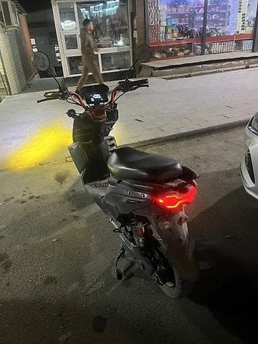 скутер электронные: Электроскутер с LED-оптикой и цифровой панелью - Тип: электрический — 4