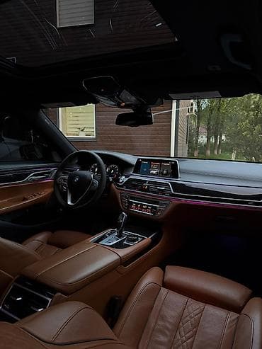 машина byd: BMW 7 series: 2018 г., 4.4 л, Бензин, Седан — 7