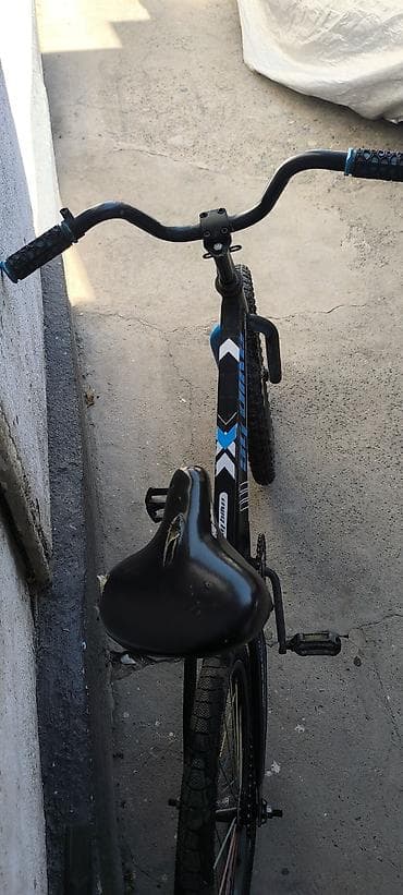 Продаю велосипед чёрно-синего цвета 🚲 Размер колёс 20 . Велосипед в