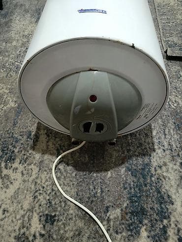 стиральные машинки: Накопительный водонагреватель Объем бака: 50 л, Б/у — 2