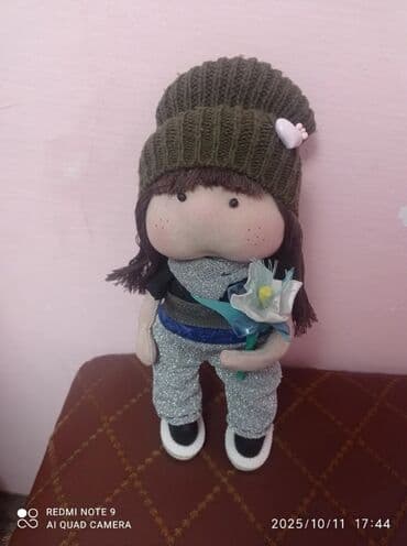 тафтинговый пистолет: Продаю интерьерных кукол : школьницу полностью ручной работы, высота — 3