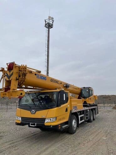 купить инженерный калькулятор: Автокран, XCMG, 2023 г., от 30 м — 3