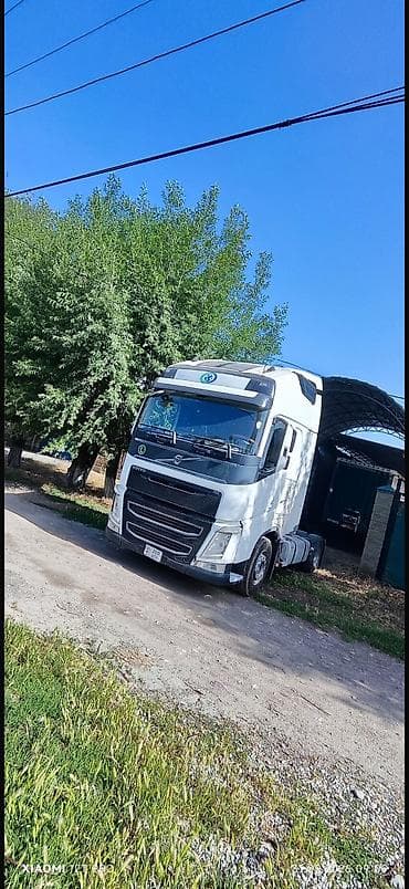 tandem volvo: Тягач, Volvo, 2014 г., Без прицепа — 4
