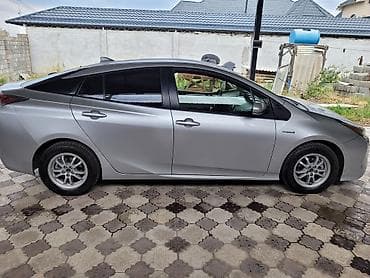 2016: Toyota Prius: 2016 г., 1.8 л, Вариатор, Гибрид, Хэтчбэк — 10