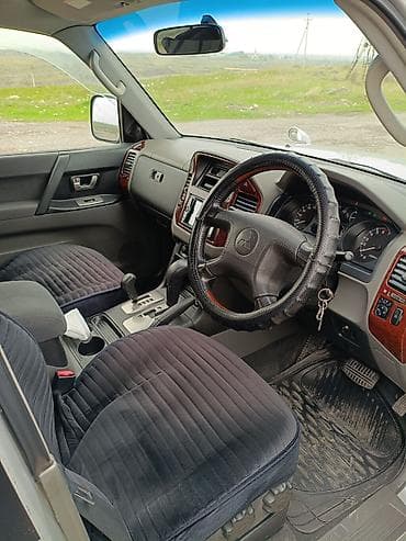 Mitsubishi Pajero: 2003 г., 3 л, Автомат, Бензин, Внедорожник — 10