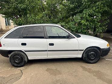 купить опель фронтера: Opel Astra: 1994 г., 1.4 л, Механика, Бензин, Хэтчбэк — 3