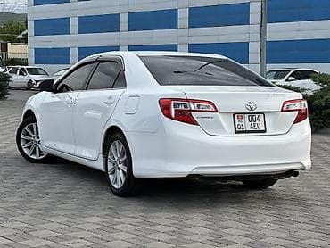 50 камри: Toyota Camry: 2011 г., 2.5 л, Автомат, Бензин, Седан — 3
