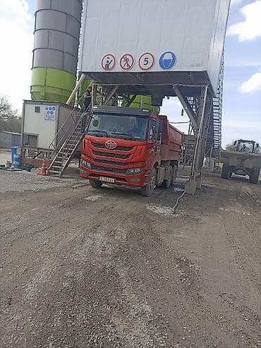 Заказать Камаз, Доставка щебня, угля, песка, чернозема, отсев, 18 тонн