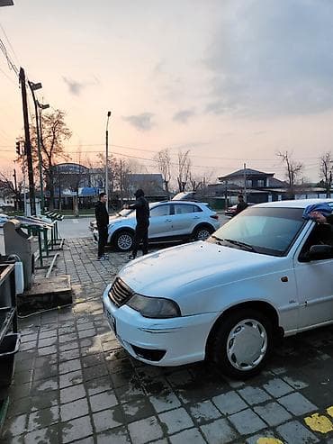 Daewoo Nexia: 2011 г., 1.5 л, Механика, Бензин, Седан