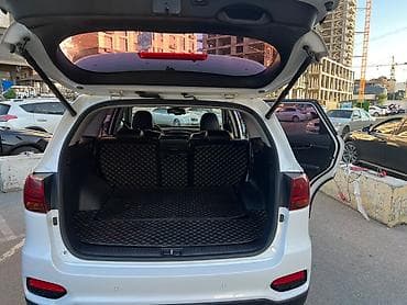 Kia Sorento: 2017 г., Автомат — 2