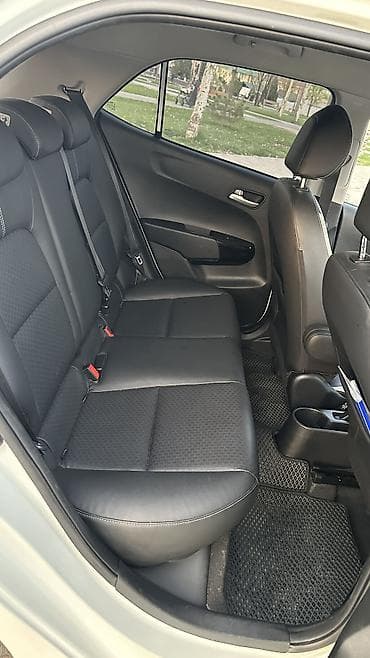 Транспорт: Kia Morning: 2018 г., 1 л, Автомат, Бензин, Фастбек — 10