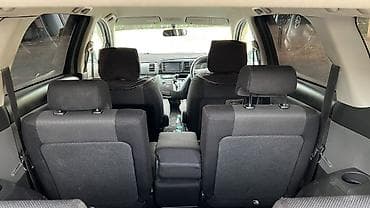 e2 byd: Toyota WISH: 2003 г., Автомат, Бензин, Универсал — 4