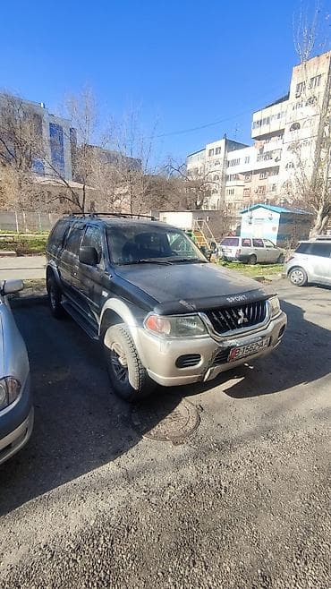Mitsubishi Montero Sport: 2000 г., 3 л, Автомат, Бензин, Внедорожник