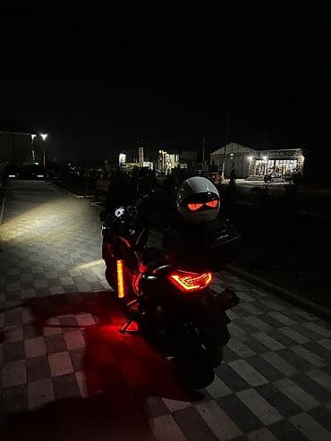 м10 скутер: Макси-скутер 180 куб. см, бензин - Класс: макси-скутер с просторной — 1