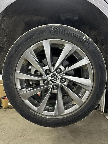 sprinter 2 2: Литые Диски R 18 Toyota, Комплект, отверстий - 5 — 1
