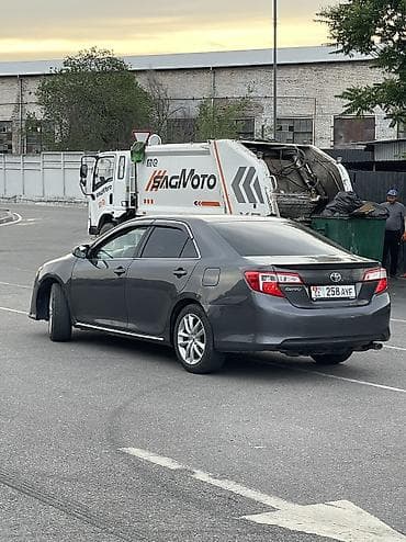 corolla 2004: Toyota Camry: 2014 г., 2.5 л, Автомат, Бензин, Седан — 4