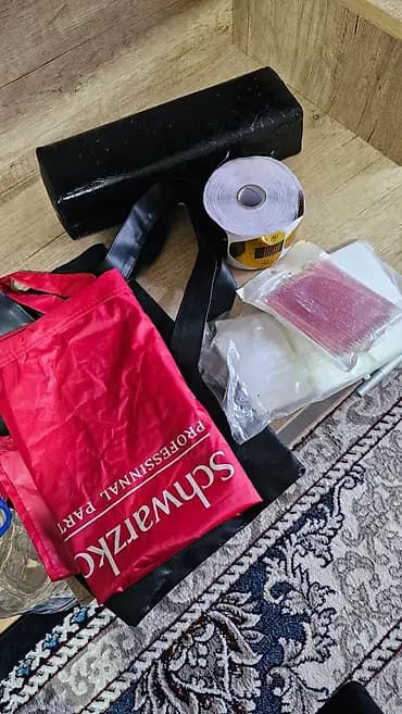 Набор для маникюра и стайлинга волос Состав: - LED/UV лампа для