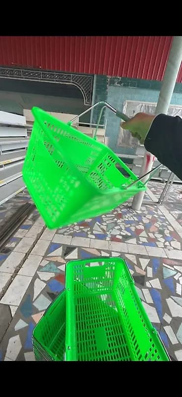 Пластиковые покупательские корзины для магазина - Формат: ручные