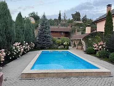 Требуется приходящий садовник с опытом в загородный дом на сезон для